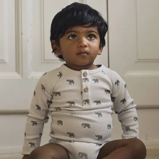 Lil Atelier Babybody - Gr. 74- Glacier Gray Elephant