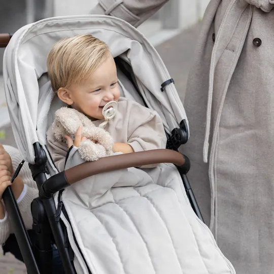 Dubatti One E6 Kinderwagen Dark Brown | Kindersitz| Base