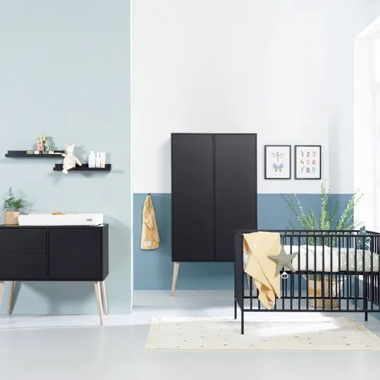 Europa Baby Evy Kommode Schwarz
