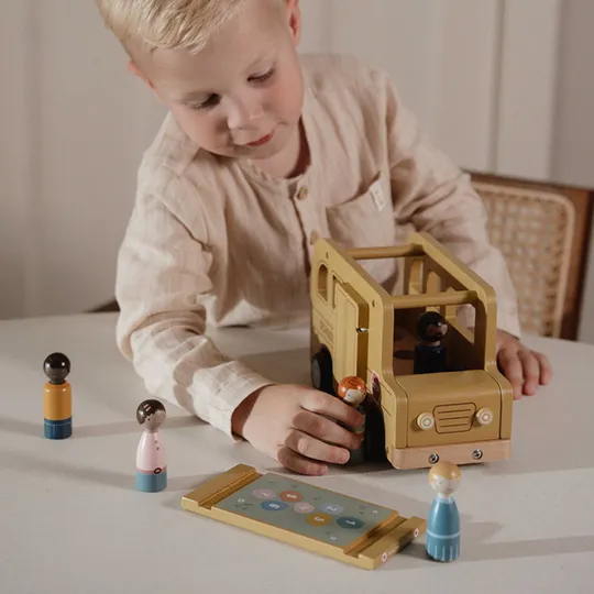 Little Dutch Schulbus Mit Puppen