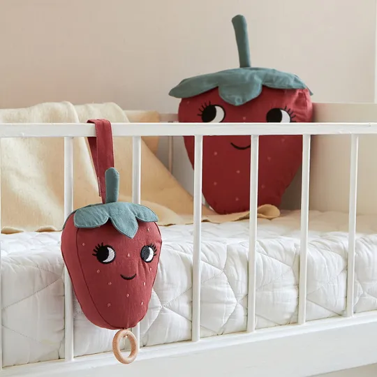Roommate Strawberry Musikmobile