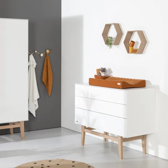 Kidsmill Noud Babyzimmer Weiß | Bett 60 x 120 cm + Kommode