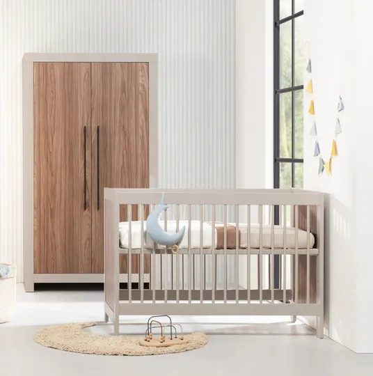 Europe Baby Vittoria III Kleiderschrank 2-türig – Cashmere / Walnut