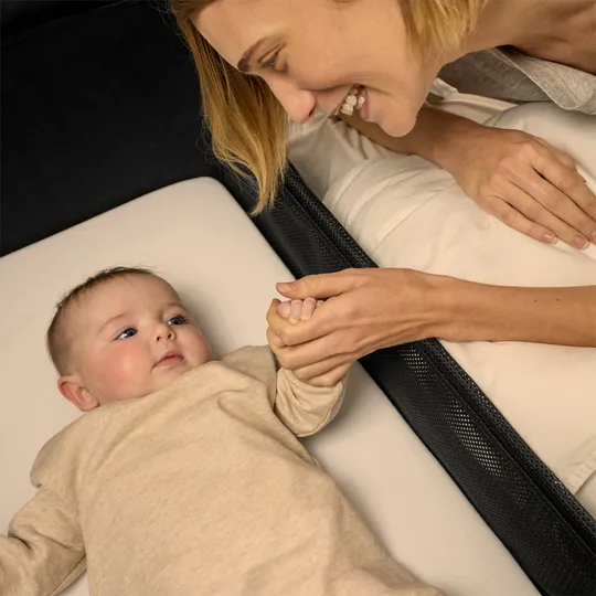 SnuzPod Studio Co-sleeper - Brooklyn Graphite