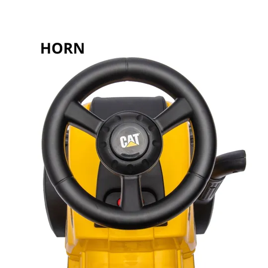 Puck CAT Traktor mit Anhänger