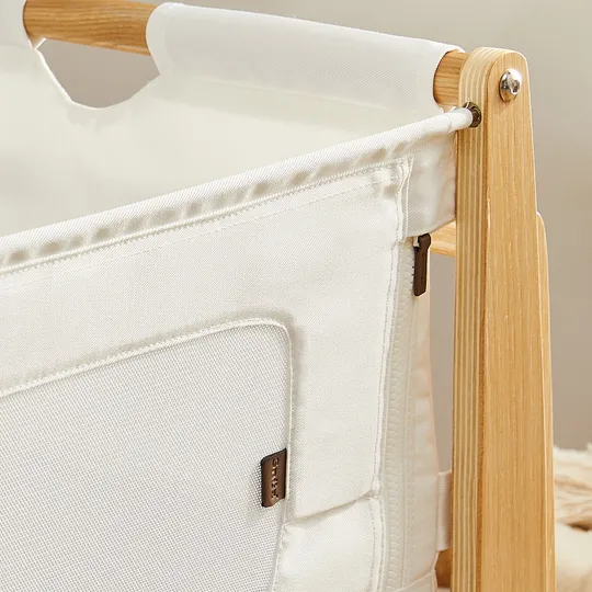 SnuzPod 4 The Natural Edit Co-Sleeper - Oak