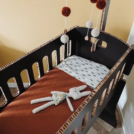 Kartent Papercrib Wiege Schwarz