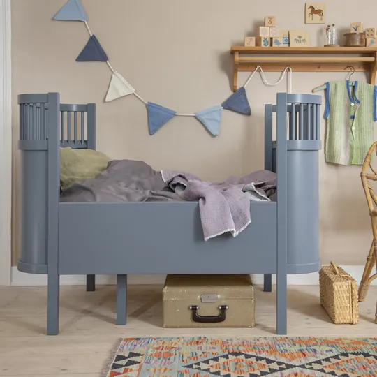 Sebra mitwachsendes Bett Forest Lake Blue