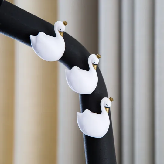 Atelier Pierre Dame Blanche Magnete Weiß 4 Stück