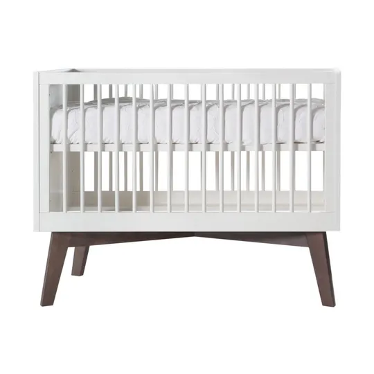 Kidsmill Sixties Babybett Mattweiß / Walnuss 60 x 120 cm