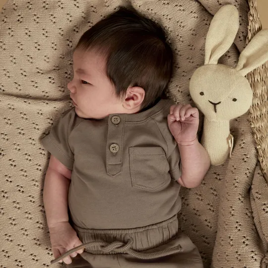 Lil’ Atelier Babybody - Größe 74 - Coca Mocha
