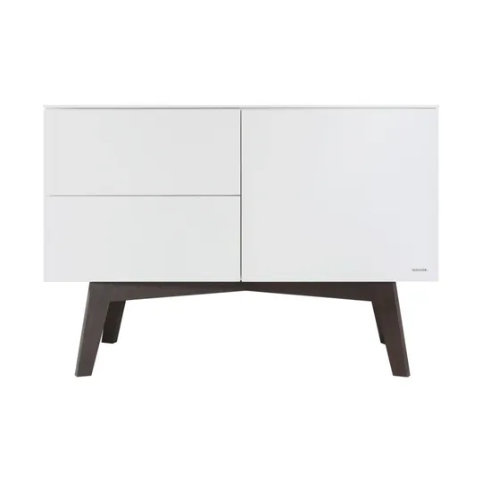 Kidsmill Sixties Babyzimmer Mattweiß / Walnuss | Bett 70 x 140 cm + Kommode + Schrank 3-türig