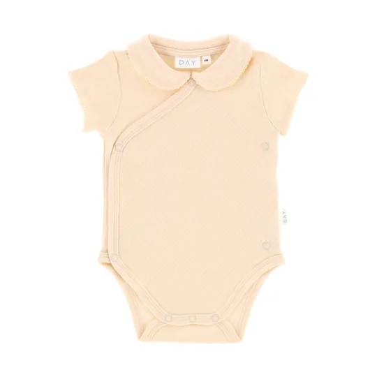 DAY Wickelbody Kurzarm und Rundkragen - Gr. 50/56 - Apricot