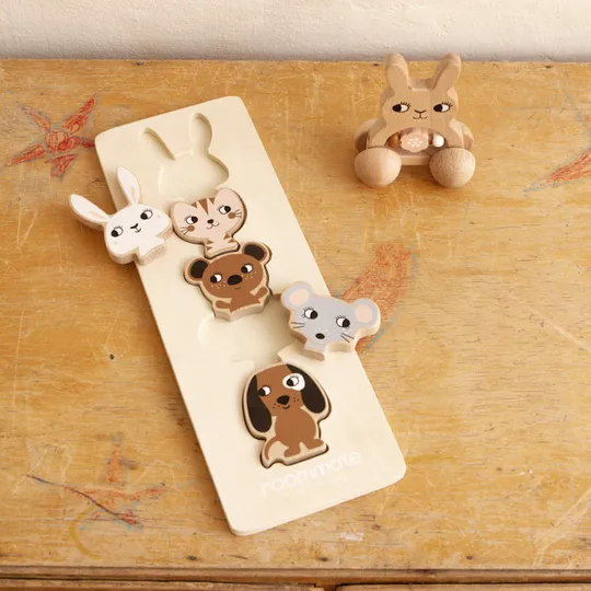 Roommate Country Life Totem Puzzle