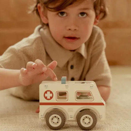 Little Dutch Krankenwagen – Mit Pegdoll – Holz