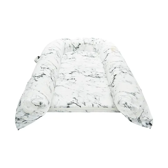DockATot Grand Babynestchen White Marble