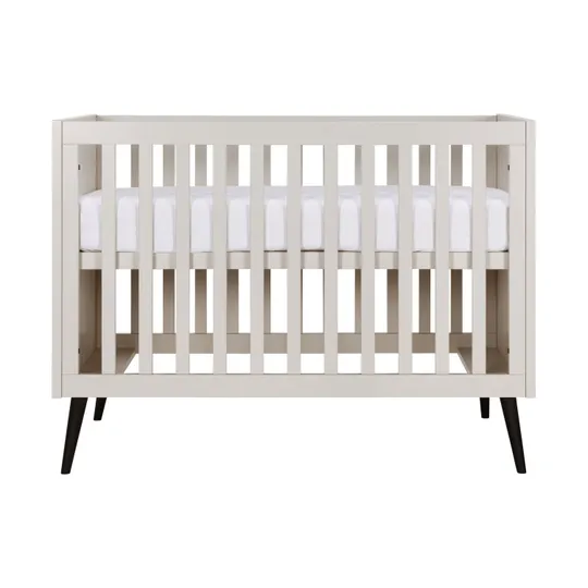 Europe Baby Sterre Babyzimmer Oatmeal / Schwarz | Bett 60 x 120 + Kommode + Schrank 2-türig