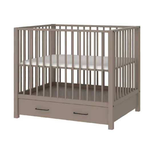 Europe Baby Robin II Laufstall mit Schublade - Chestnut