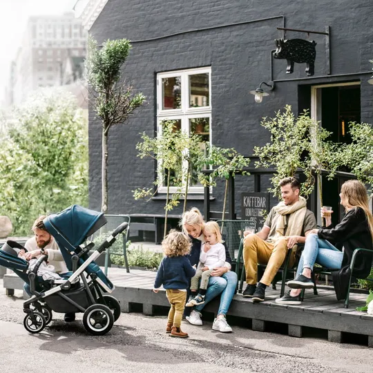 Thule Sleek Kinderwagen Navy Blue 
