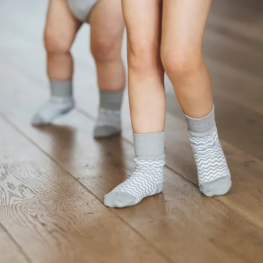 KipKep Bleib-Söckchen Grau 6–12 Monate