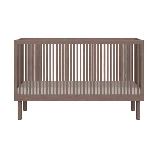 Kidsmill Dai Babyzimmer Walnuss | Bett 70 x 140 cm + Kommode