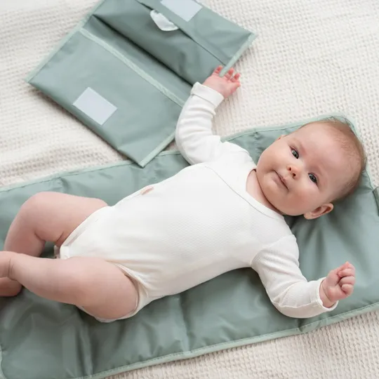 KipKep Napper Wickelunterlage + Wickeletui Pale Green