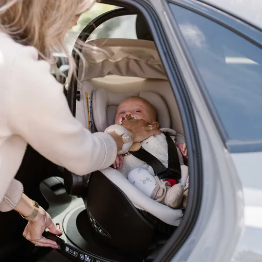 Dubatti by Britax Römer BABY-SAFE PRO Babyschale