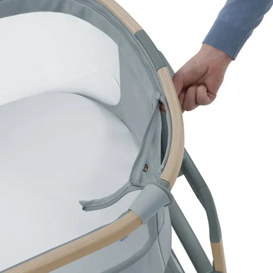 Maxi-Cosi Iora Air Co-sleeper - Beyond Grey