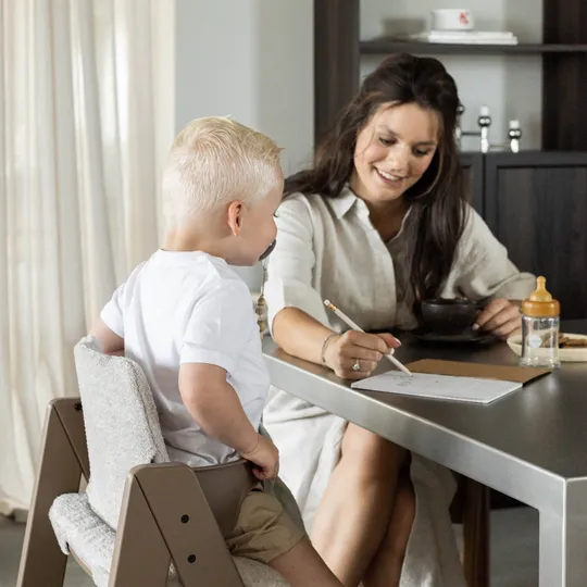 Kidsmill Up! Hochstuhl Buchenholz Inkl. Kunststoff Babyset