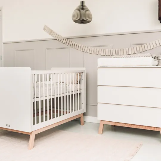 Bopita Saba Babyzimmer - Dune / Natur - Babybett 60x120 cm + Kommode
