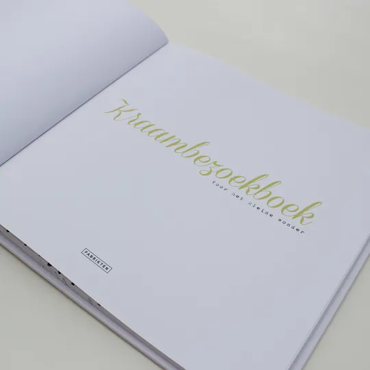 Fabrikten Buch Wochenbettbesuch Luxus