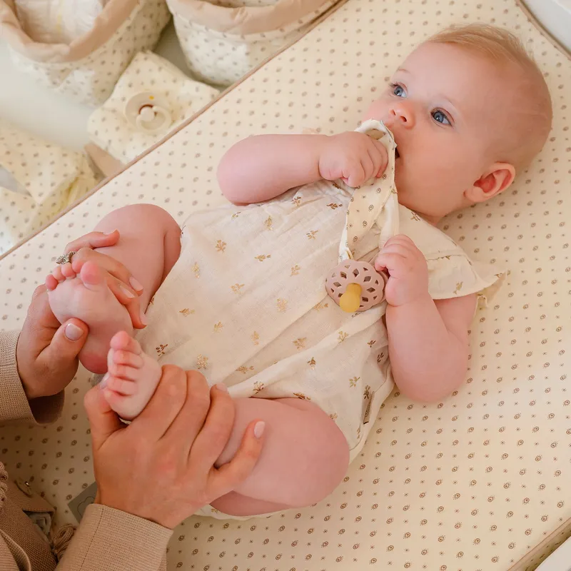 Cam Cam Copenhagen Babybody - Edith - Größe 62 cm - Gold Flower