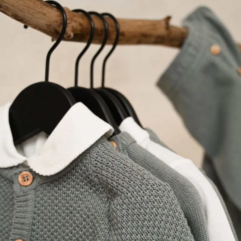 Klein Baby Strickjacke - Gr. 50 - Stone Green