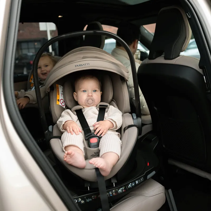 Dubatti by Britax Römer BABY-SAFE PRO Babyschale