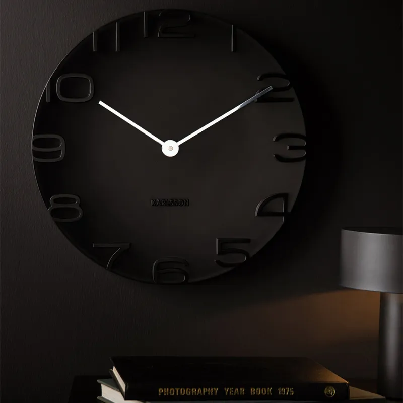 Karlsson On The Edge Wanduhr - 42 cm - Schwarz