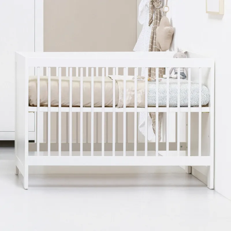 Europe Baby Vittoria III Babyzimmer Weiß | Bett 70 x 140 cm + Kommode + Schrank 3-Türig