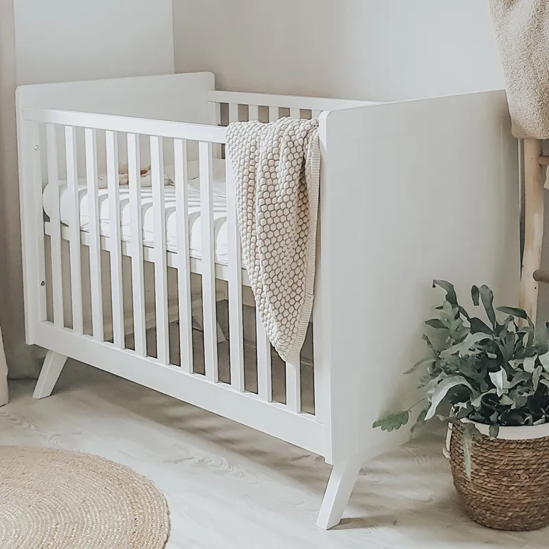 Bopita Anne Babyzimmer Weiß | Bett 60x120 cm + Kommode