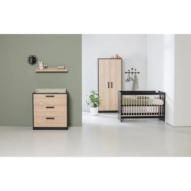 Europe Baby Nova Kleiderschrank 2-türig Eiche schwarz