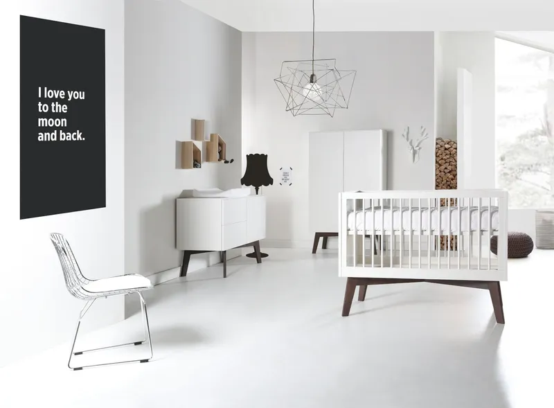 Kidsmill Sixties Babybett Mattweiß / Walnuss 60 x 120 cm