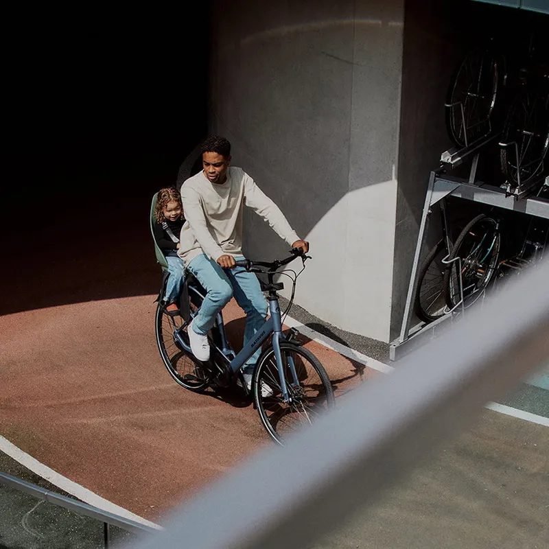 Urban Iki Ta-ke Fahrrad - Rücksitz - Rahmenmontage