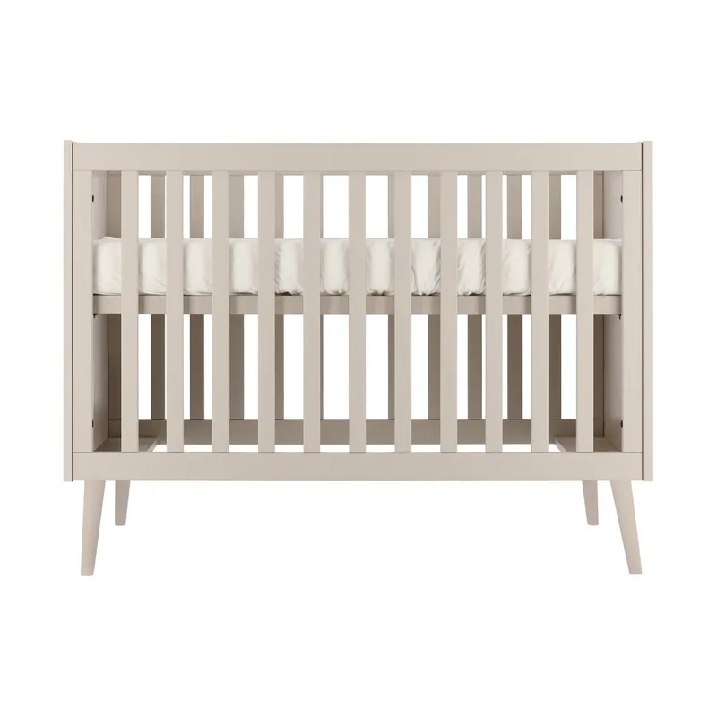 Europe Baby Sev Babyzimmer Cashmere/Cashmere | Babybett 60 x 120 + Kommode