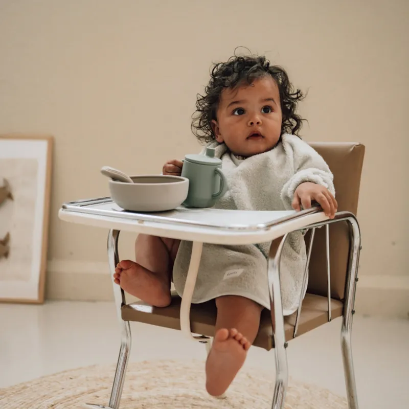 Koeka Dijon Daily Lätzchen mit Ärmel – Ocean Air