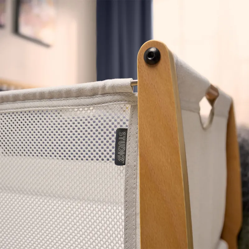SnuzPod Studio Co-sleeper - Stockholm Natural