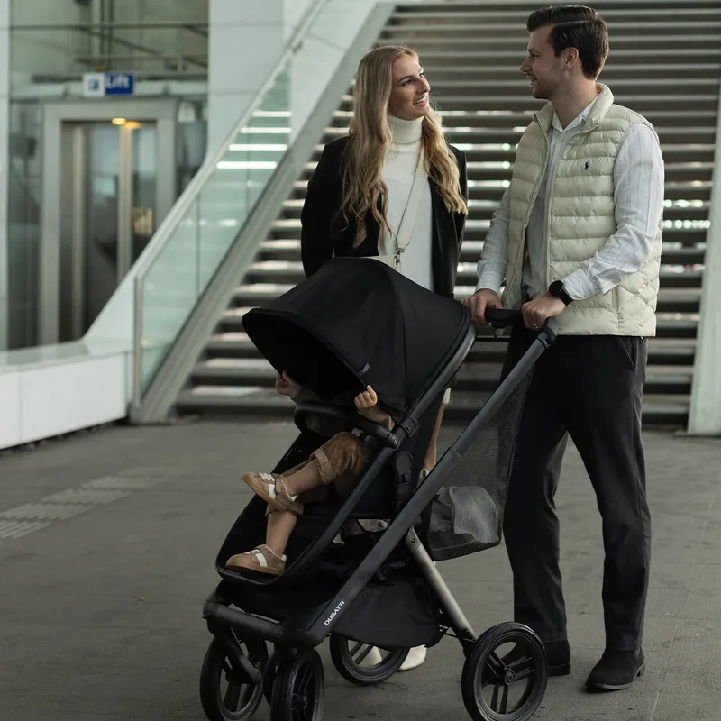 Dubatti One E6 Kinderwagen Dark Brown | Kindersitz| Base