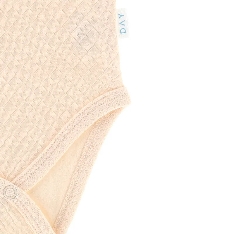 DAY Babybody Longsleeve mit Kragen - Apricot - Größe 62/68