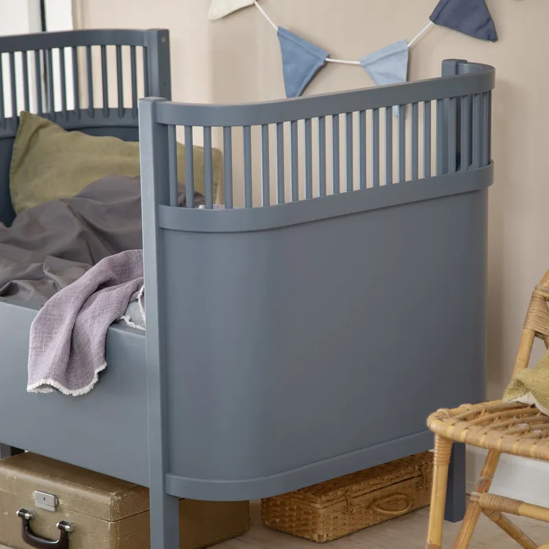 Sebra mitwachsendes Bett Forest Lake Blue