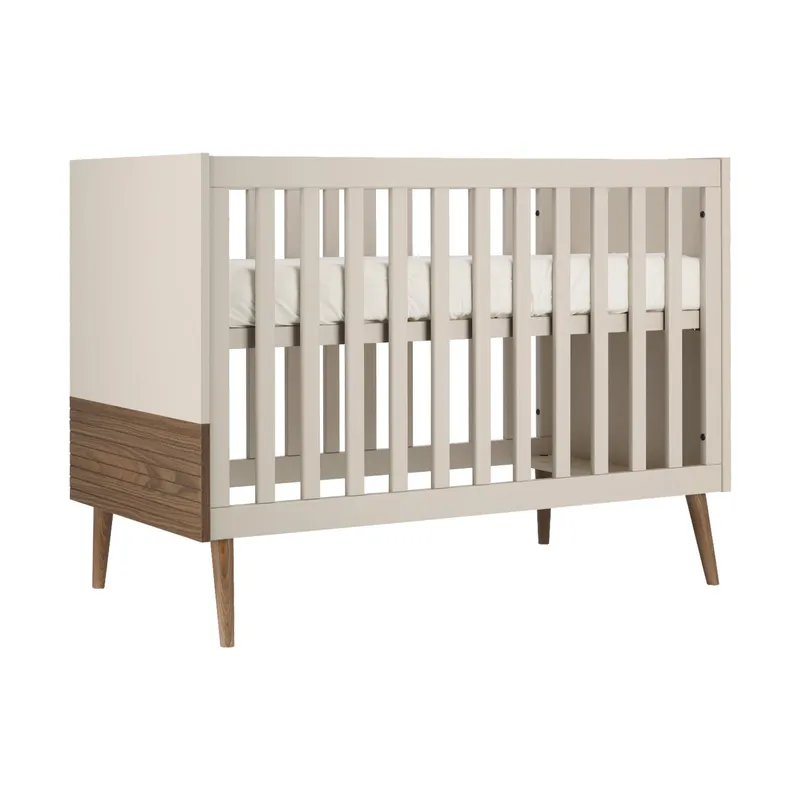 Europe Baby Sev Kinderzimmer Cashmere/Walnuss | Kinderbett 60 x 120 cm + XL-Kommode