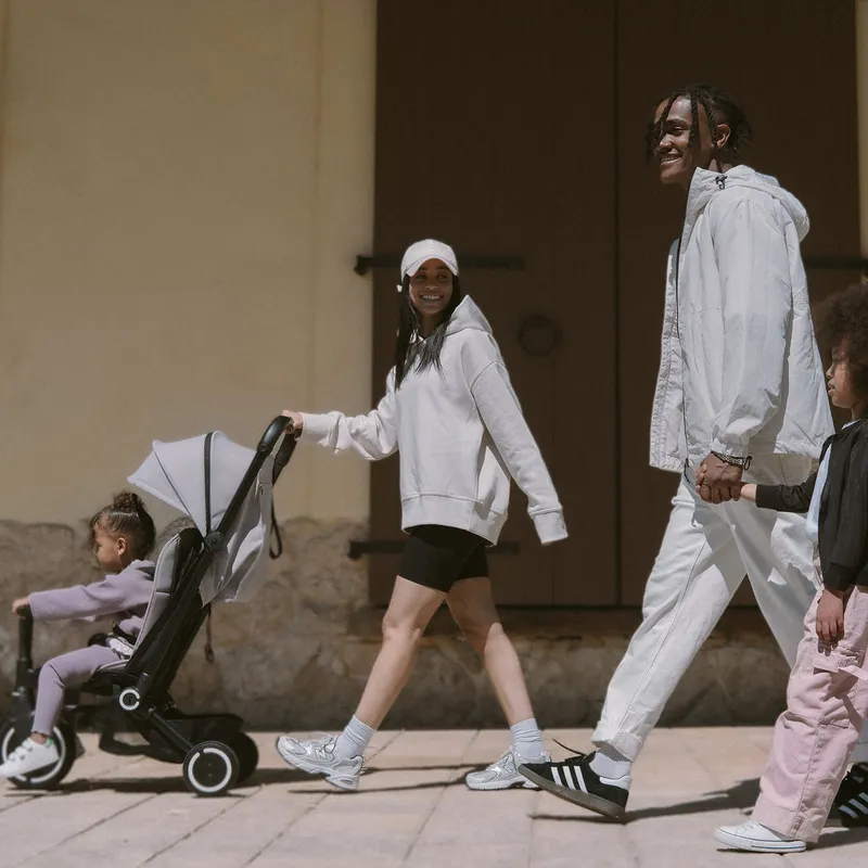 SmarTrike Traveler - Light Grey