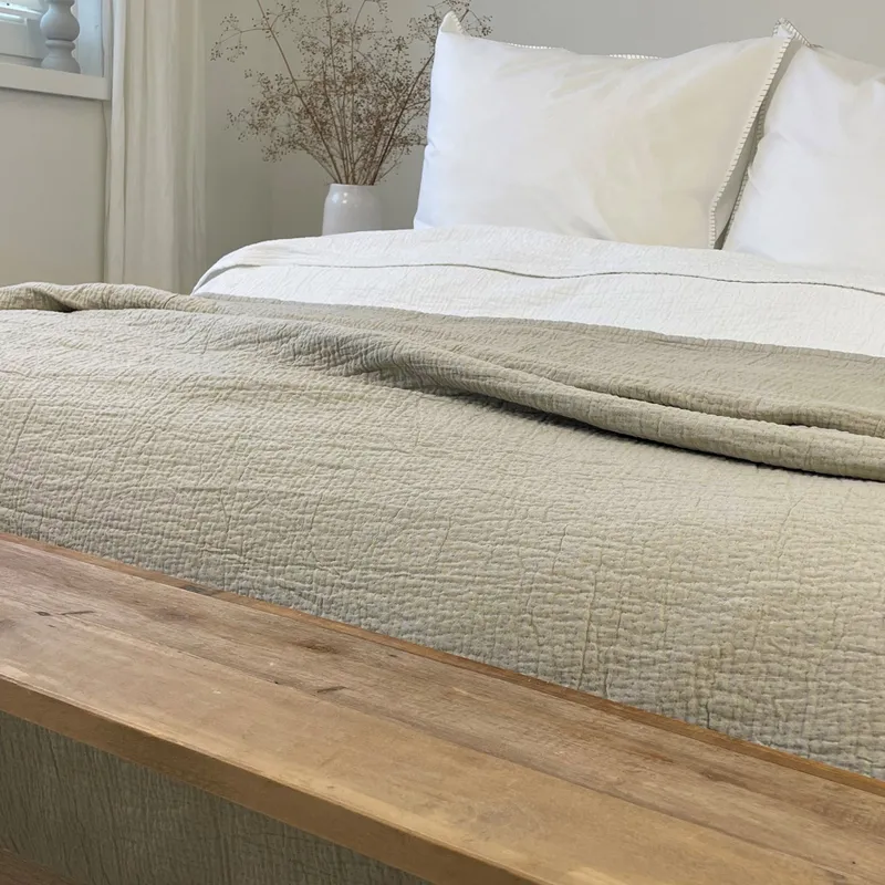 Town & Country Denver Tagesdecke - 180 x 260 cm - Sand/Beige
