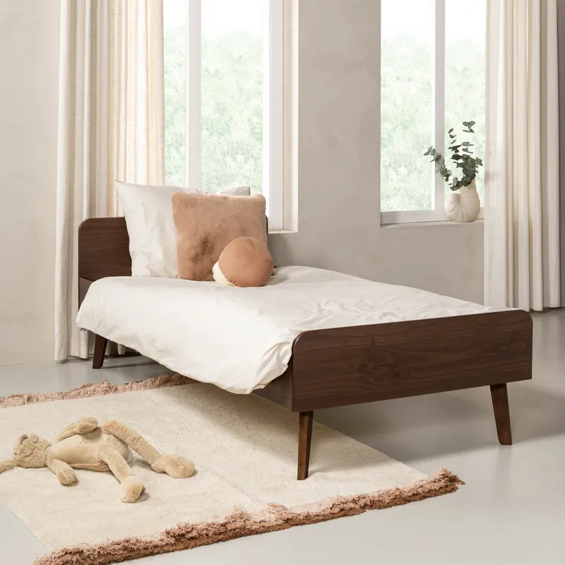Europe Baby Olivia II Walnuss / Walnuss - Retro | 90 x 200 + 3-türiger Kleiderschrank